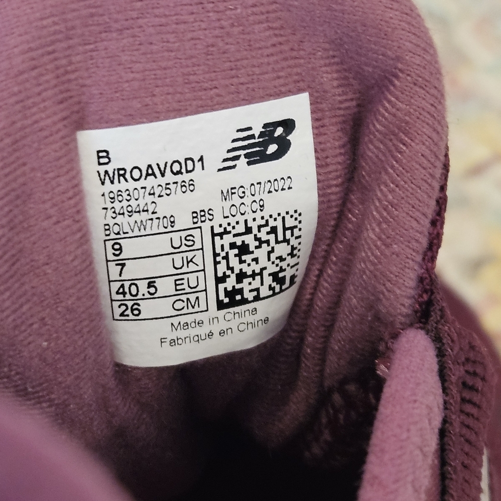 New Balance Women's Burgundy Running Shoes - Picture 6 of 10